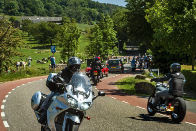 Drukte in het Heuvelland. (C) Johannes Timmermans