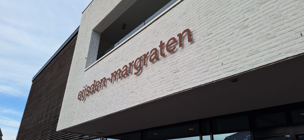 Tijdens de raadsvergadering van 7 juli 2026 werd het rapport van de Rekenkamer over Sociale Zaken Eijsden-Margraten, kortweg SEM, uitgebreid besproken. Manfred doet verslag.